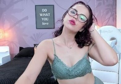 Live Chat nackt – NaughtySweetSina